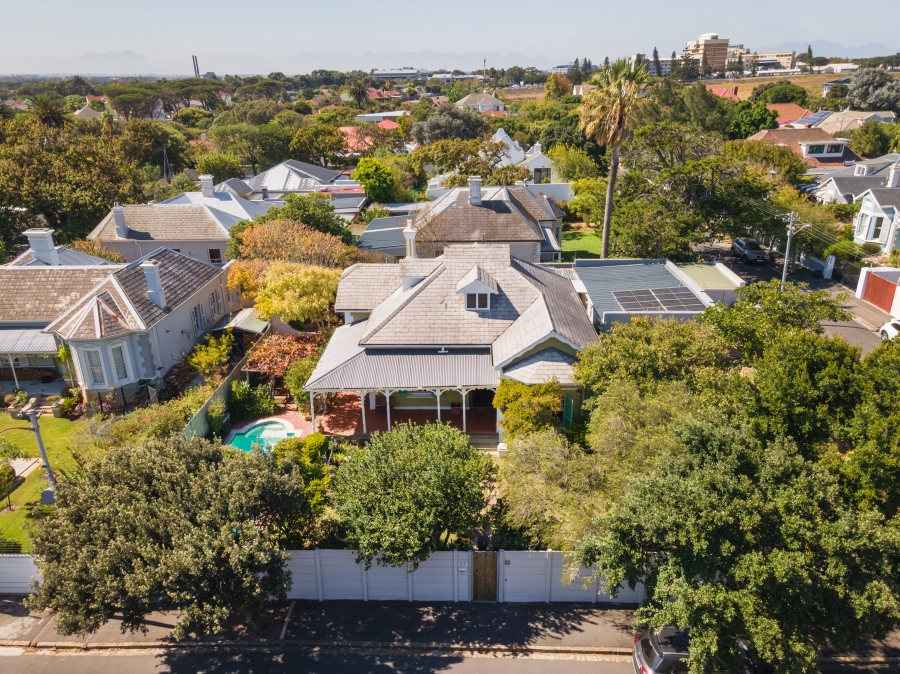 4 Bedroom Property for Sale in Mowbray Western Cape